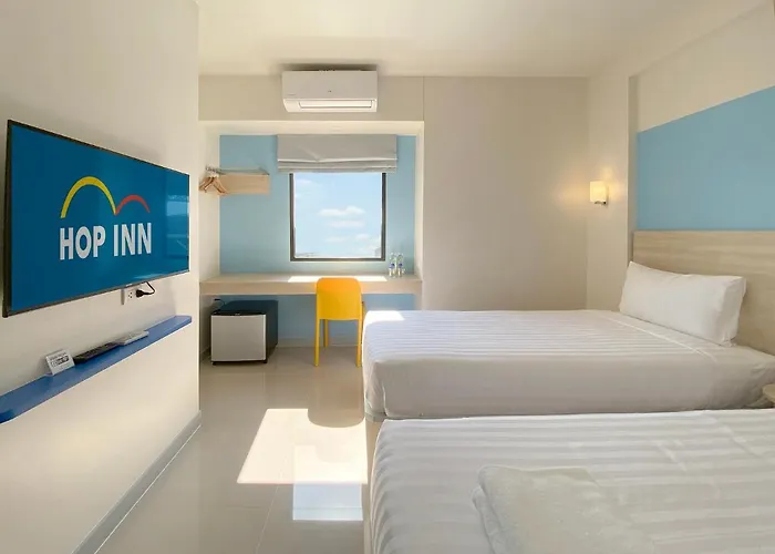 Hop Onnut Station Hotel 2*